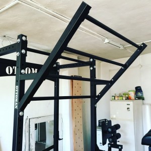 Flying Pull Up Bar